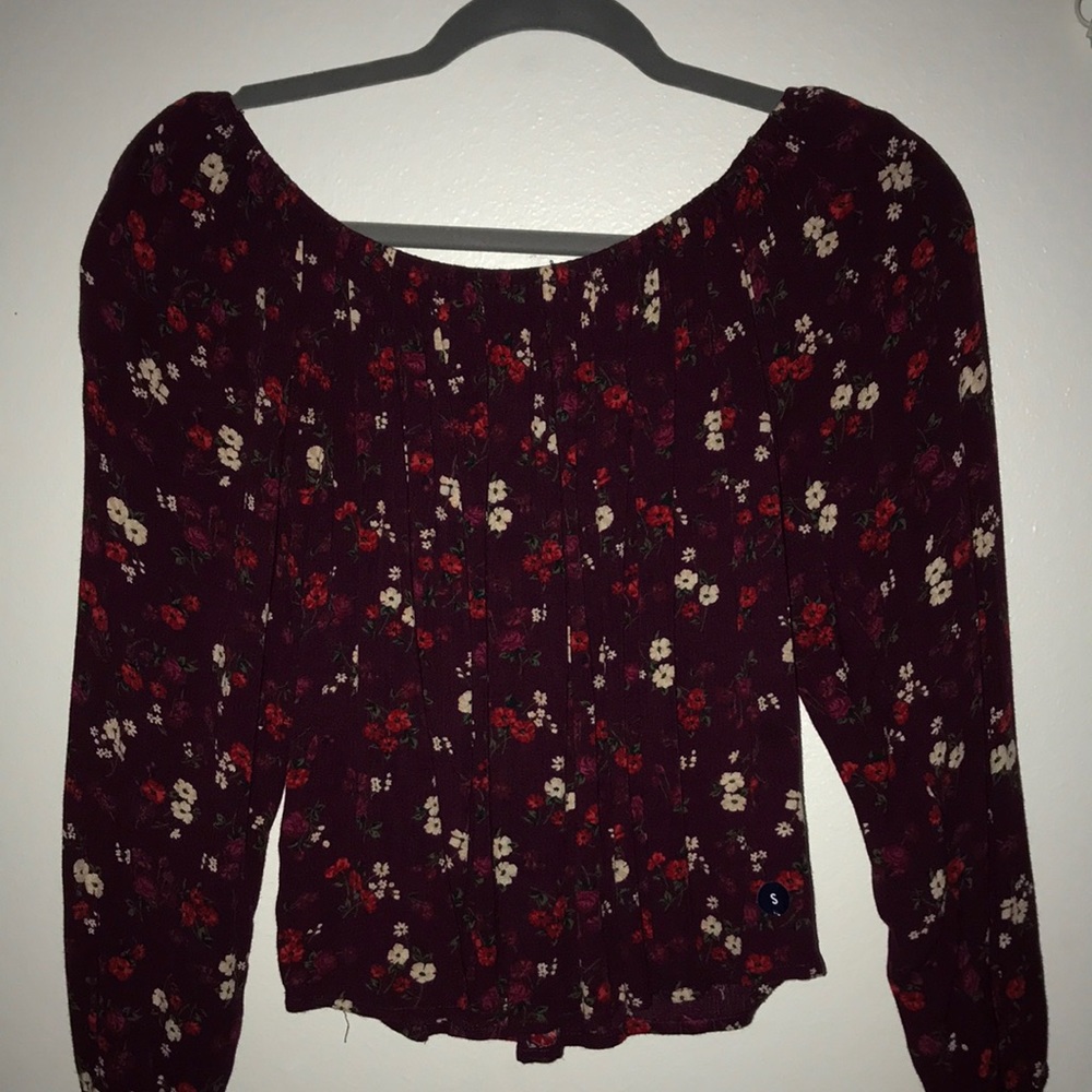 hollister shirt